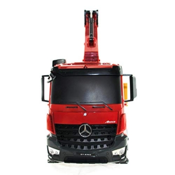 efaso 1:20 RC LKW mit Ladekran - Mercedes Arocs Lizenzmodell E565-003 - 2,4 GHz Nutzfahrzeug mit Licht, Sound und umfangreichen Steuerungsfunktionen - 4